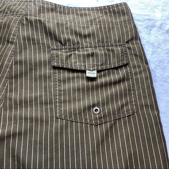 Pull & Bear XDYE Brown Striped Board Shorts Size Large - Picture 7 of 13